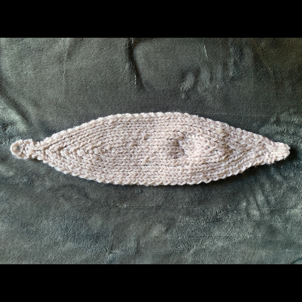 Chunky Flower and Gem Tie Headwrap​ - Picture 2 of 5